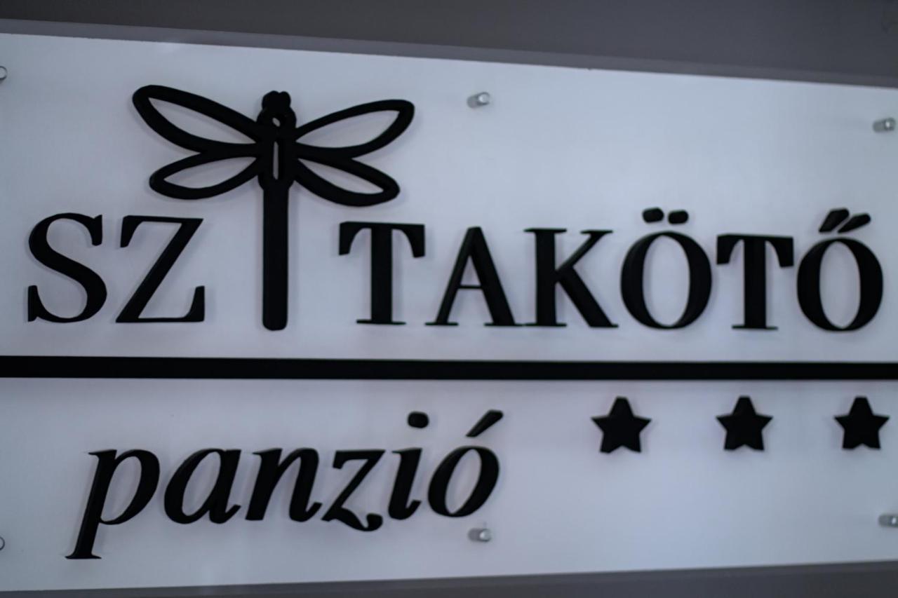 Szitakoeto Panzio Hotel Tiszafüred Екстериор снимка