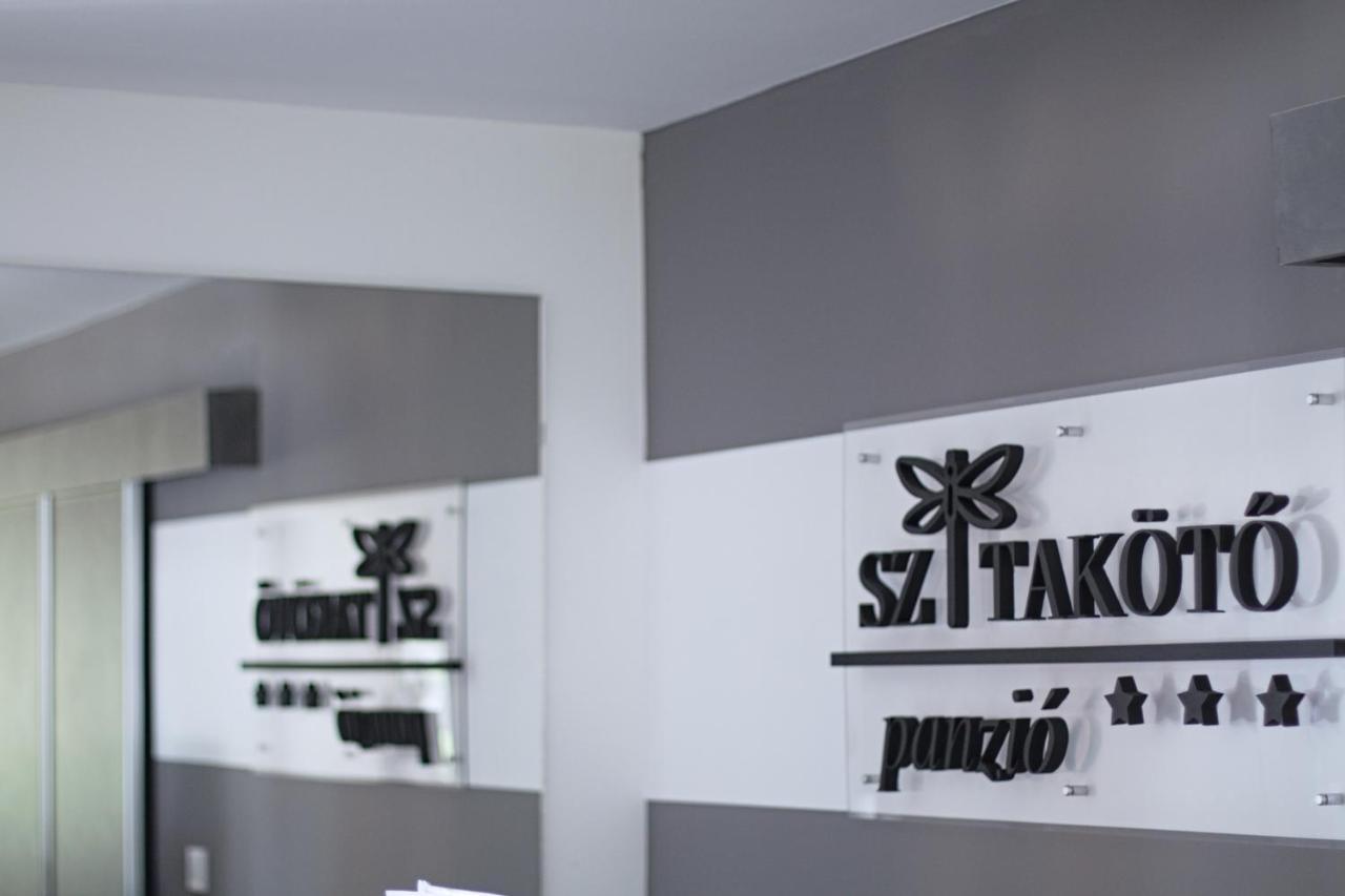 Szitakoeto Panzio Hotel Tiszafüred Екстериор снимка