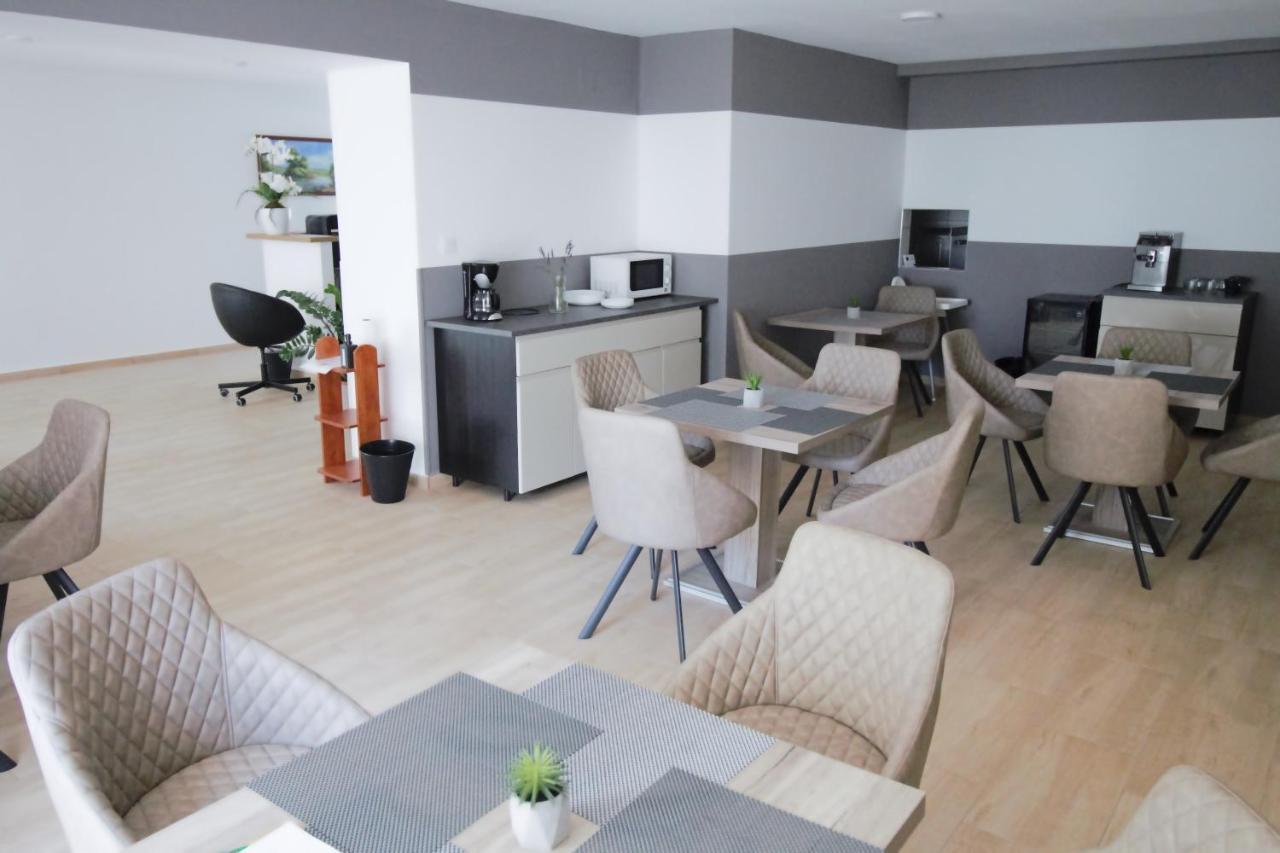 Szitakoeto Panzio Hotel Tiszafüred Екстериор снимка